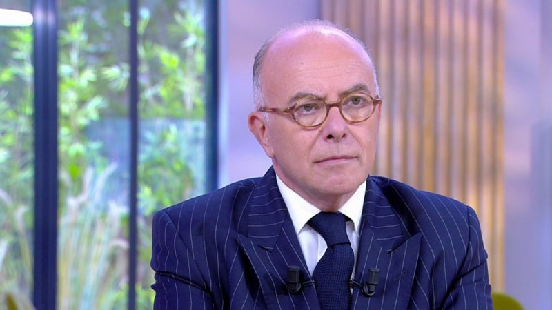 Bernard Cazeneuve le procès du 13 novembre 2015 Extrait vidéo C à vous