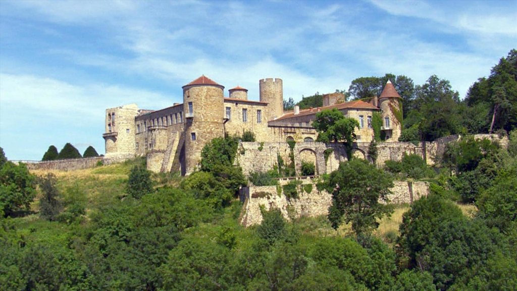 Des Racines Et Des Ailes Passion Patrimoine Un Balcon Sur L Auvergne En Streaming Replay France 3 France Tv