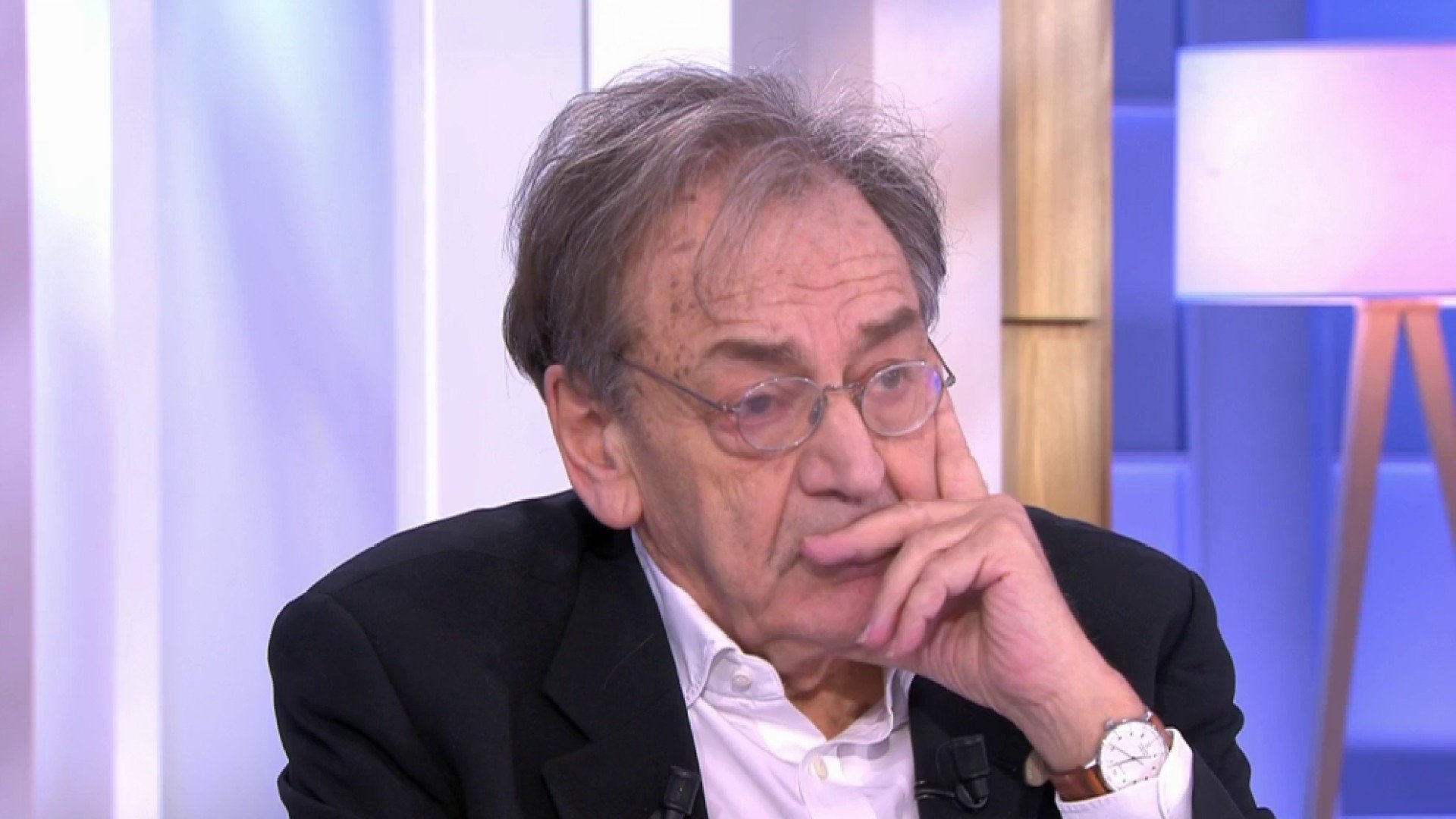 Invités : Alain Finkielkraut, Gaël Musquet en replay - C à vous