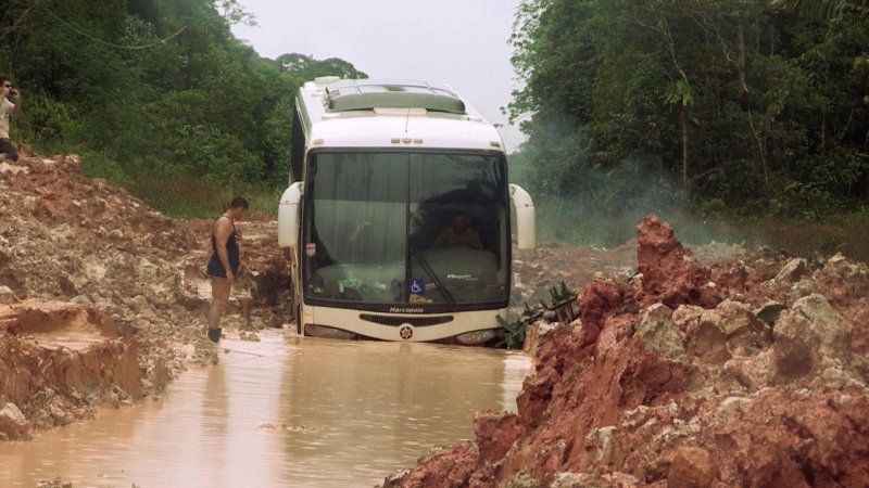 Les Routes De L Impossible Bresil L Union Fait La Force En Streaming Replay France 5 France Tv