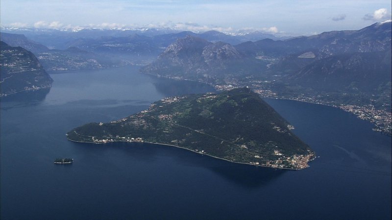 Vues D En Haut Les Lacs Du Nord De L Italie En Streaming Replay France 5 France Tv