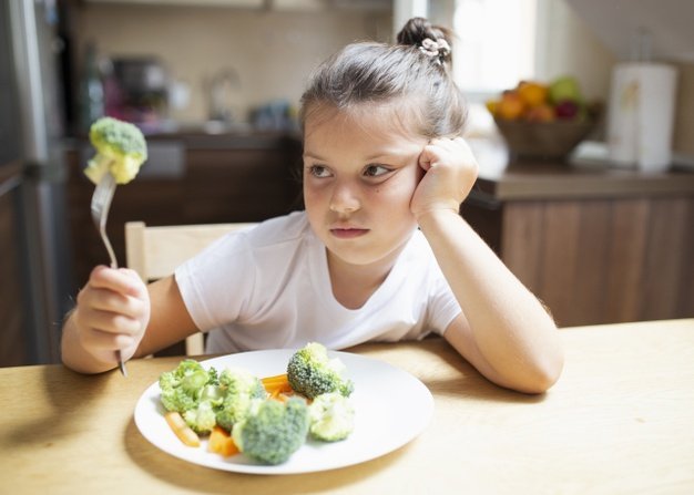 Bébé refuse de manger : 9 conseils pour lui faire aimer les légumes -  Cuisinez pour bébé