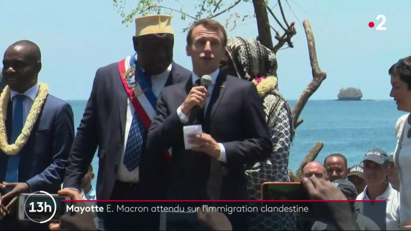 Mayotte : Emmanuel Macron Arrive Sur Un Territoire Qui Attend Des ...